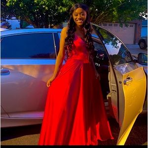 selling my prom dress 🥲 wore once ofc 💁‍♀️